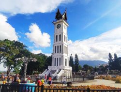 Dalam Simposium Nasional, Bukittinggi Diangkat Kembali sebagai Kota Istimewa